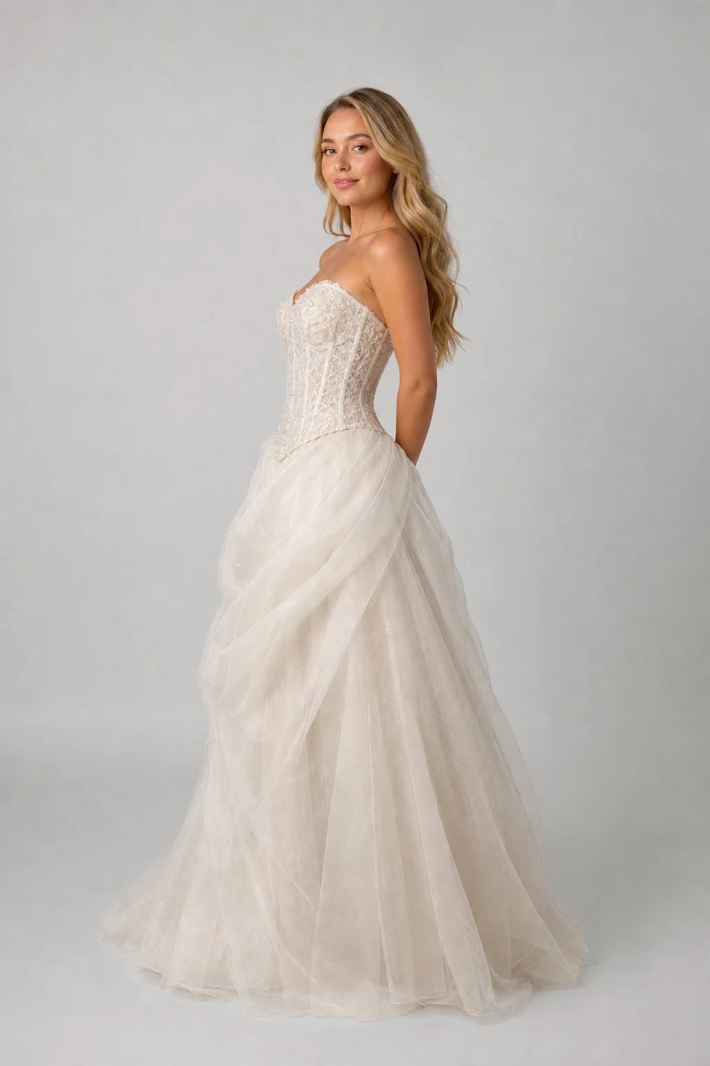 Retro dell'abito da sposa Malika con bustino rigido steccato senza spalline
