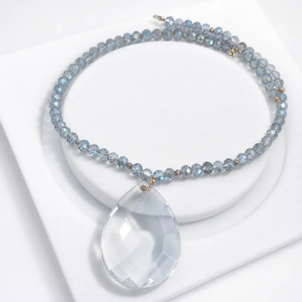 Collana di "Cristalli grigi"