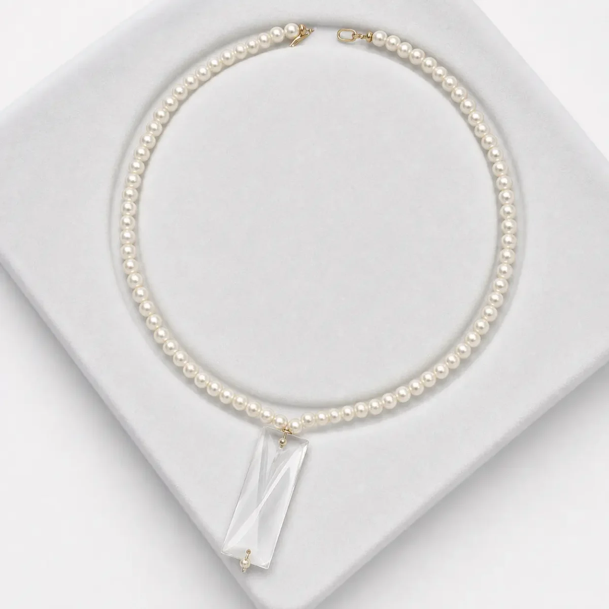 Collana di "Perle e cristallo"